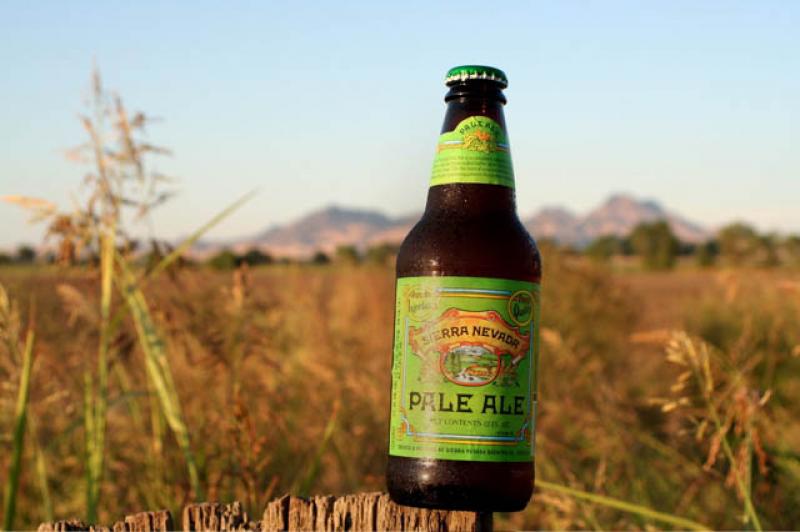 Sierra Nevada Pale Ale from Sierra Nevada Brewing Company — photo 1 of 5